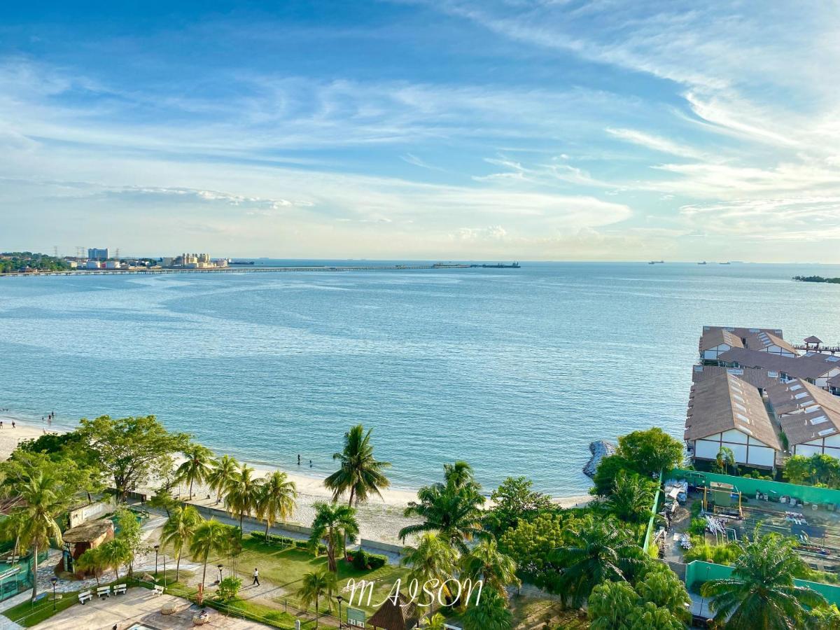Maison Seaview Suites Port Dickson Ngoại thất bức ảnh