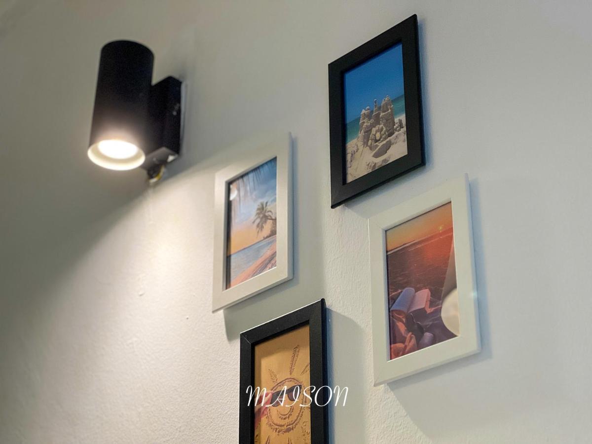 Maison Seaview Suites Port Dickson Ngoại thất bức ảnh