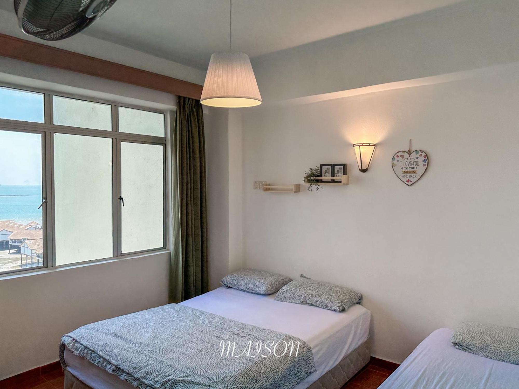 Maison Seaview Suites Port Dickson Ngoại thất bức ảnh